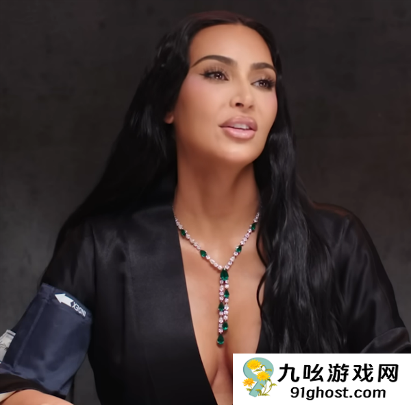 金·卡戴珊吐槽ChatGPT有毒：“贱xx”把我坑惨了