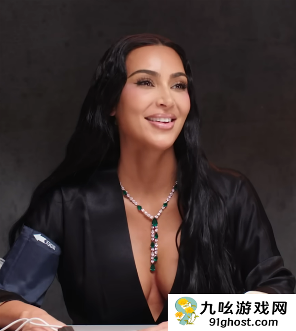 金·卡戴珊吐槽ChatGPT有毒：“贱xx”把我坑惨了