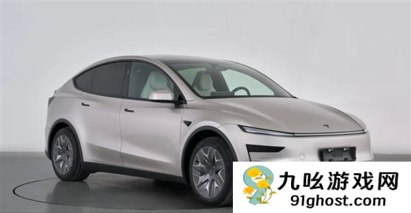 马斯克涨完工资一高兴 把FSD对华开放时间自曝了