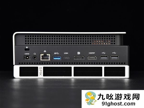 字典大小的迷你主机性能却超越台式机！锐龙AI Max+ 395确实猛