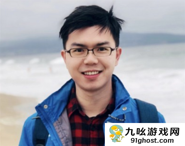 1.88米人形+四足可变！上纬新材预热全尺寸机器人