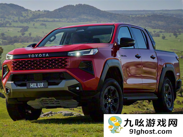 丰田“不死鸟”上新 全新海拉克斯皮卡发布：首次用上纯电