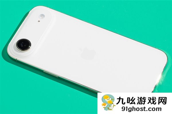 跳票了！明年没有iPhone  Air  2