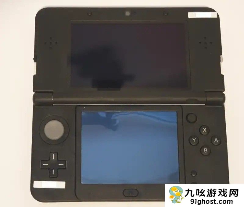 玩家自称拿到任天堂new 3DS X4和X5原型机并展示