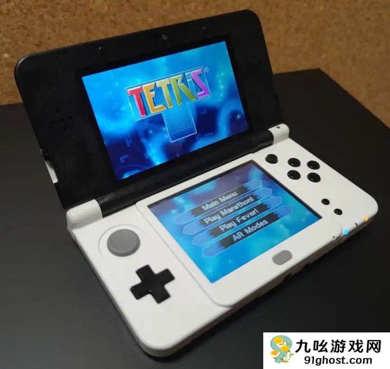 玩家自称拿到任天堂new 3DS X4和X5原型机并展示