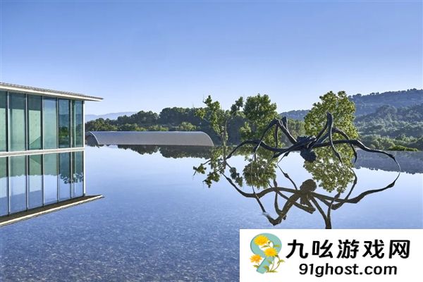 京东高端定制旅行首次亮相：双人4天3晚泳池别墅拍出28万元