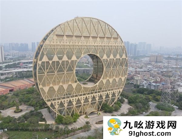 13.6亿“最丑建筑”铜钱大厦无人竞拍：已是第三次流拍