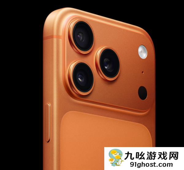 苹果回应iPhone  17 Pro  Max被湿巾擦掉色：高浓度酒精确有可能掉漆