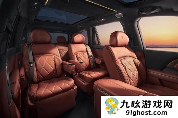 37.99万起 岚图泰山上市：全系65度大电池 华为顶级智驾