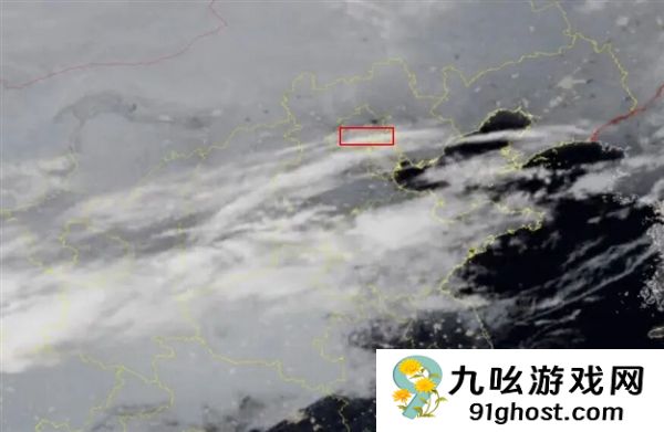 多地天空惊现“阴阳天” 这是什么情况！