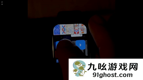 没手机也能摸鱼！大佬将《小丑牌》移植至Apple Watch