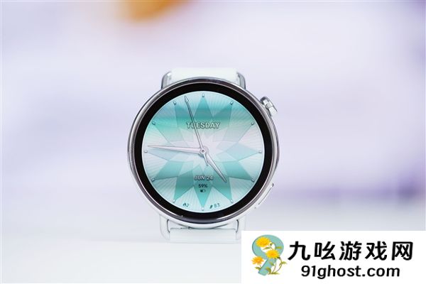 我国智能手表这一技术取得新突破！血氧、心率监测数据更精确