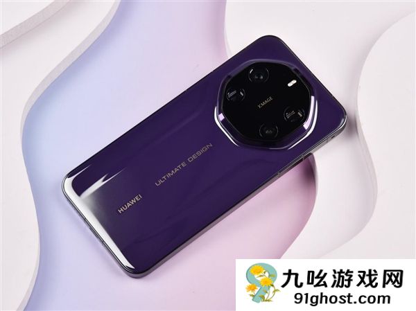 华为Mate  80 RS非凡大师上手：真机惊艳 质感拉满