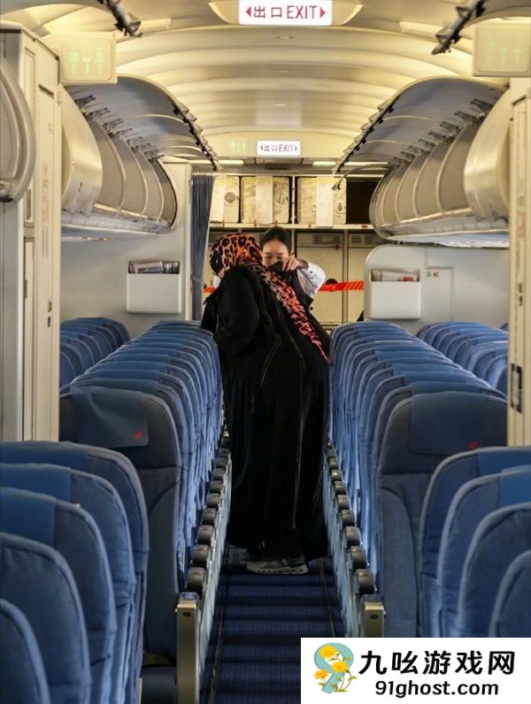 健全印度人坐轮椅引热议 被指浪费公共资源：杭州机场回应了