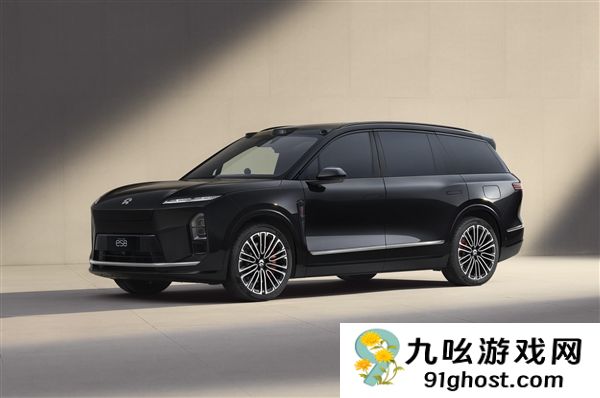 李斌：增程车油箱正从保险变成累赘 每天背两百公斤跑 耗电又重