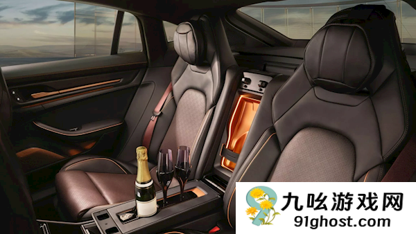 绝世孤品！保时捷发布Panamera  Turbo定制版：中东富豪买下了