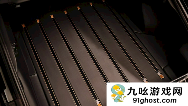 绝世孤品！保时捷发布Panamera  Turbo定制版：中东富豪买下了