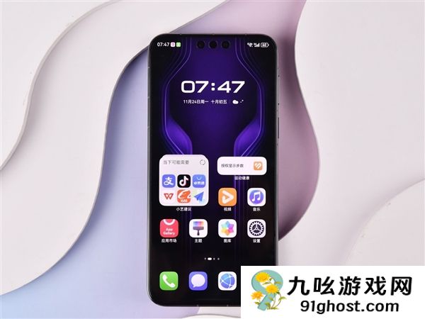 华为Mate  80 RS非凡大师上手：一部细节体验拉满的大师旗舰