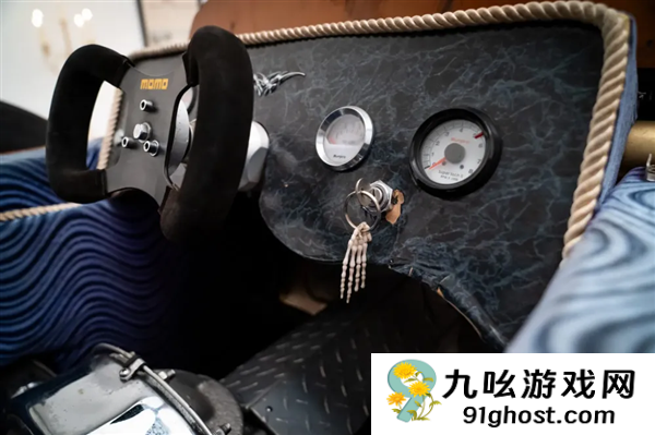 美国人真的造出过“棺材车”：还能合法开上路