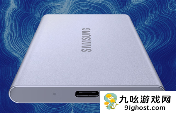 三星T7焕新版移动固态硬盘首发999元起：机身再生铝材质打造