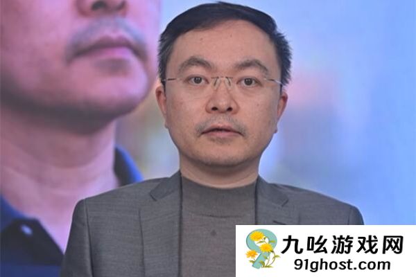 影石CEO致敬蔡磊：影石向攻克渐冻症慈善信托捐赠300万元