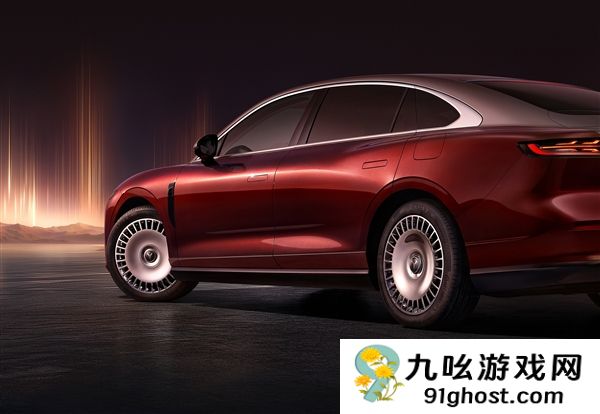 华为乾崑ADS4、鸿蒙座舱5上车！岚图追光L定档12月10日上市