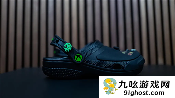 行走的手柄！微软推出限量版Xbox洞洞鞋：要价约570元