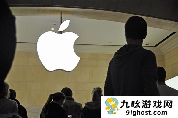 严重落后竞争对手！苹果AI团队重组：找来前微软高管接任