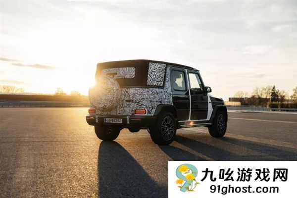 顶奢敞篷回归！全新奔驰大G敞篷版开启路测