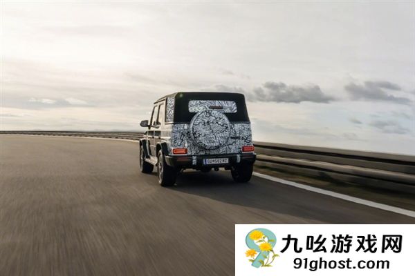 顶奢敞篷回归！全新奔驰大G敞篷版开启路测