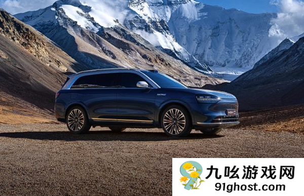 坐稳自主第一豪华汽车！问界10月销量均价同时超越BBA