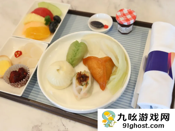 2万公里全球最长航线启航 飞26小时吃啥 飞机餐公布