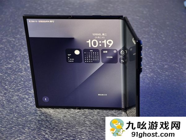 19999元起！三星Galaxy  Z  TriFold国行真机上手：手机瞬间变10英寸平板