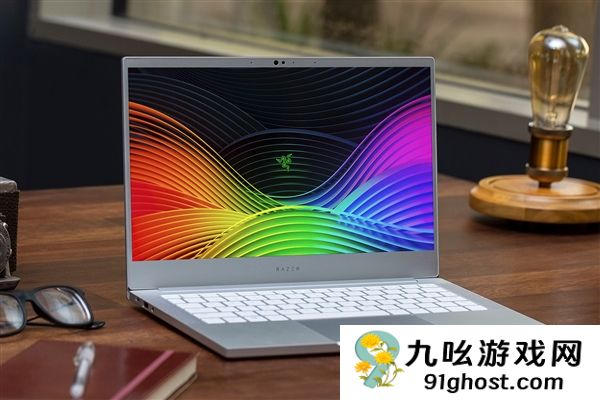 2025国内高端笔记本爆发！万元机销量增速超70% 均价升至6704元