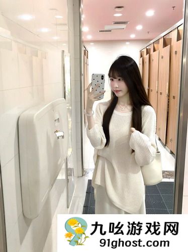 在办公室的办公桌下吃零食-在办公室的办公桌下吃零食午夜版v4.11.8